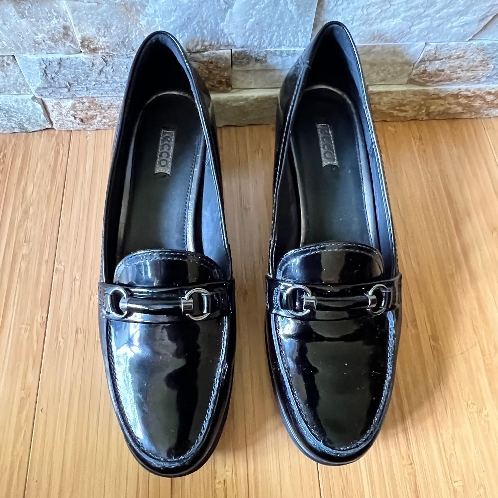 Ecco Black Patent Leather O-Ring Horse Snaffle-Bit Loafers